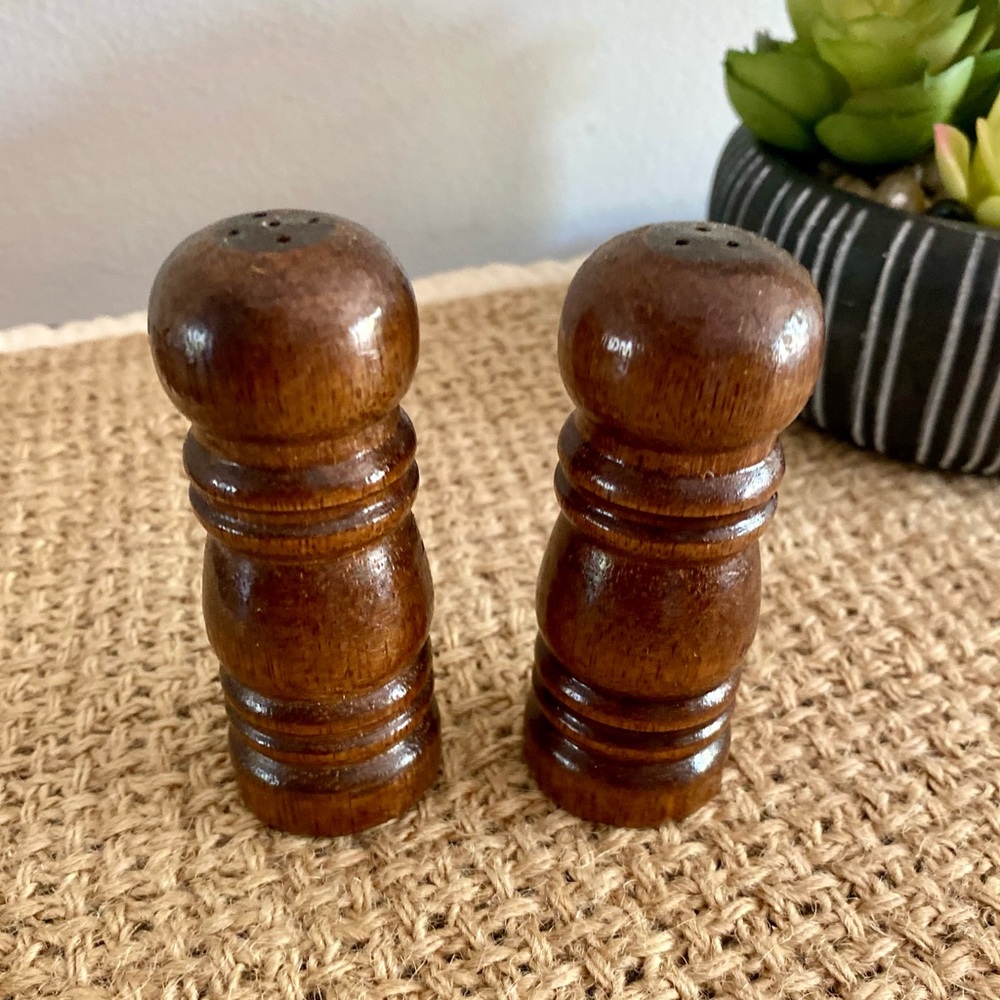 VINTAGE GERMAN WOOD MINI SALT & PEPPER SHAKER SET
